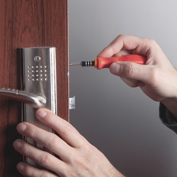 Certified locksmith repairing a broken ignition lock in Las Vegas